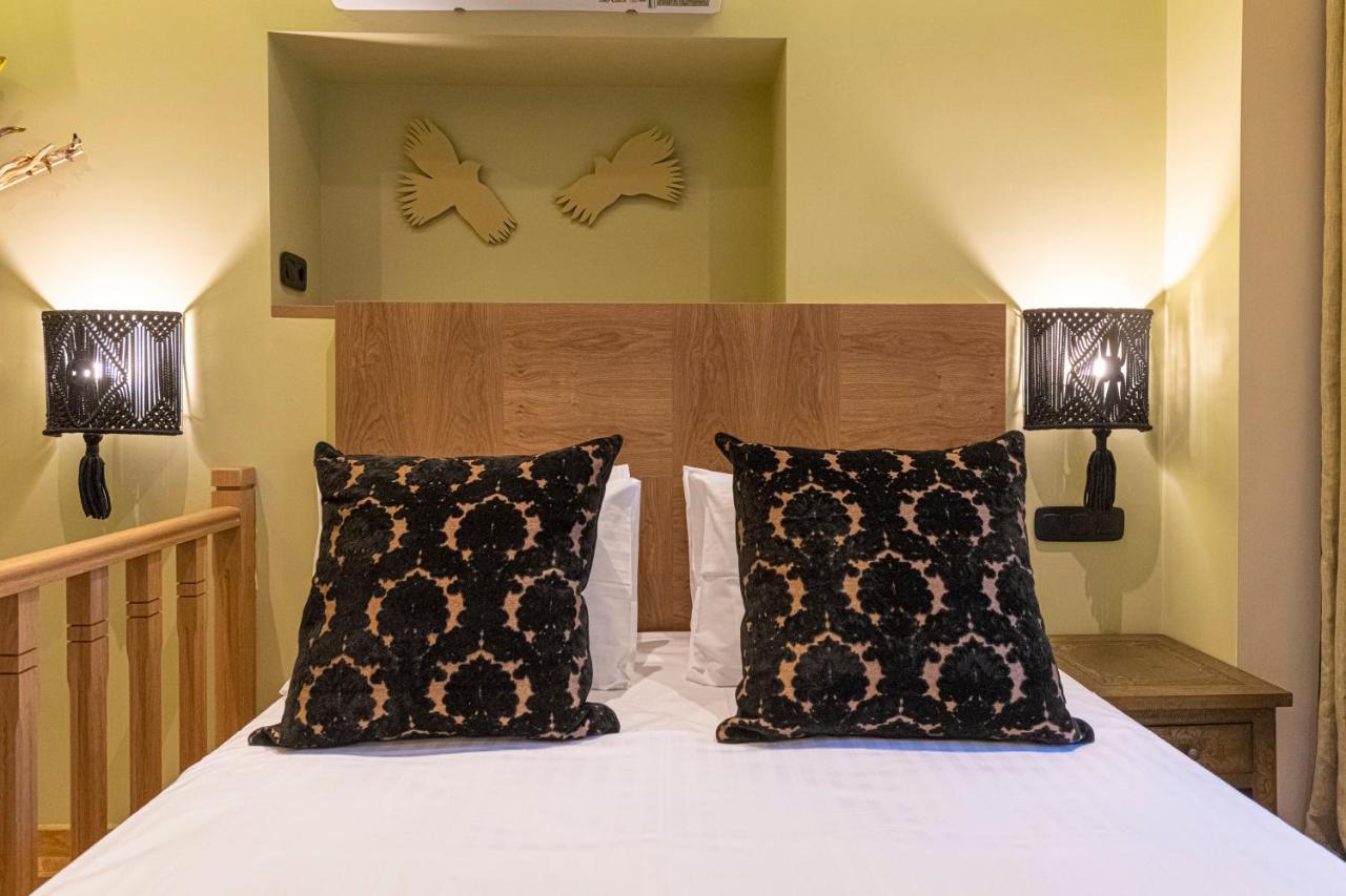 IPELHOME - Plaka Boutique Apartments Athènes Extérieur photo