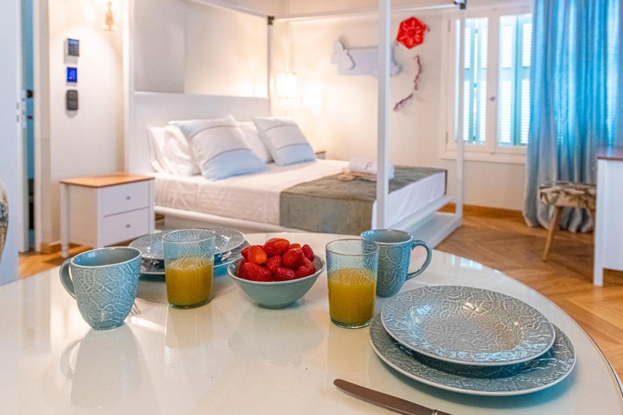 IPELHOME - Plaka Boutique Apartments Athènes Extérieur photo