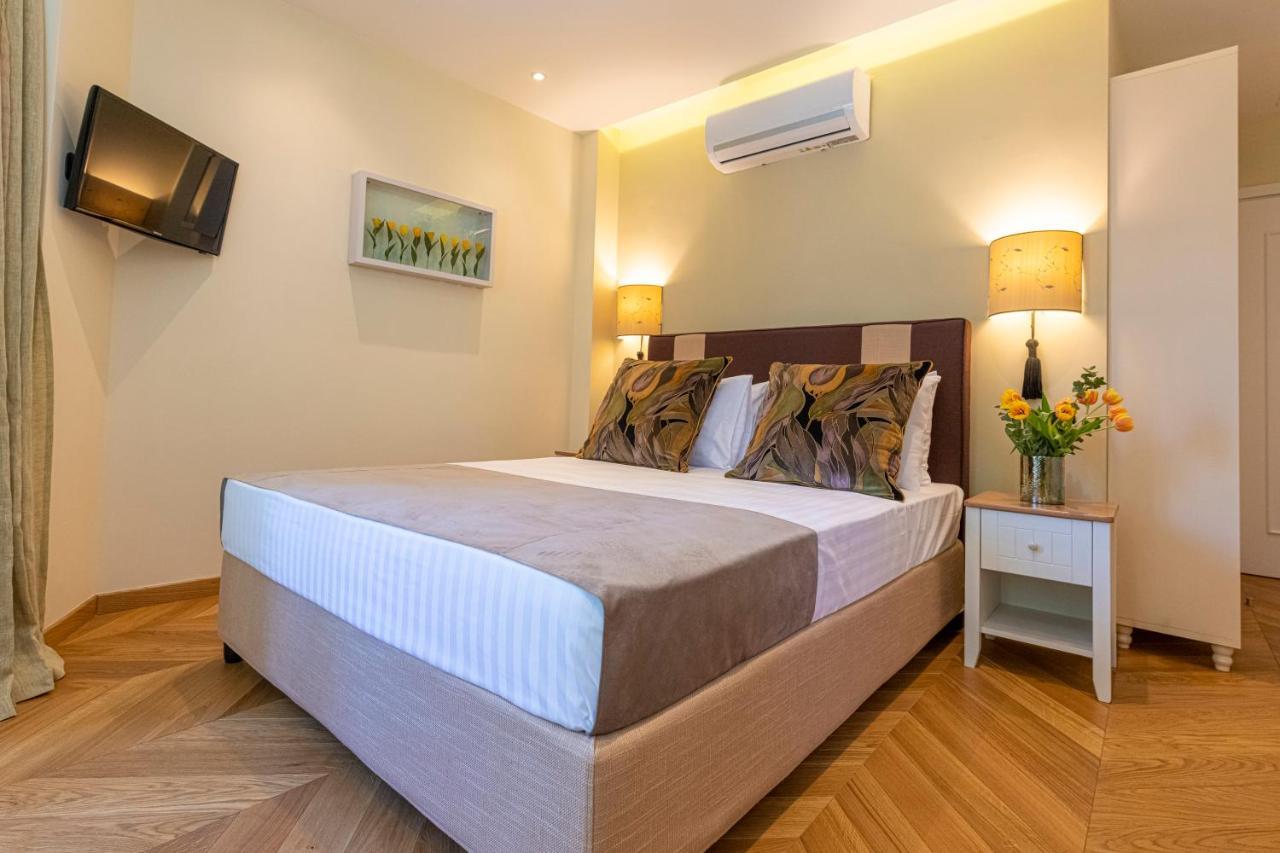IPELHOME - Plaka Boutique Apartments Athènes Extérieur photo