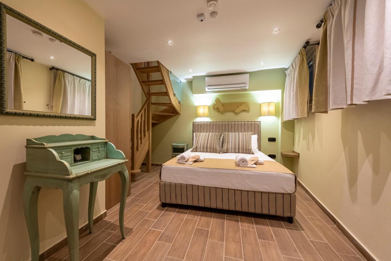 IPELHOME - Plaka Boutique Apartments Athènes Extérieur photo