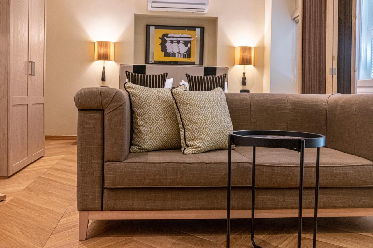 IPELHOME - Plaka Boutique Apartments Athènes Extérieur photo