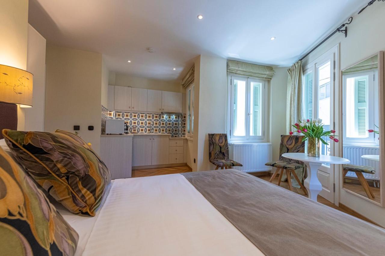 IPELHOME - Plaka Boutique Apartments Athènes Extérieur photo