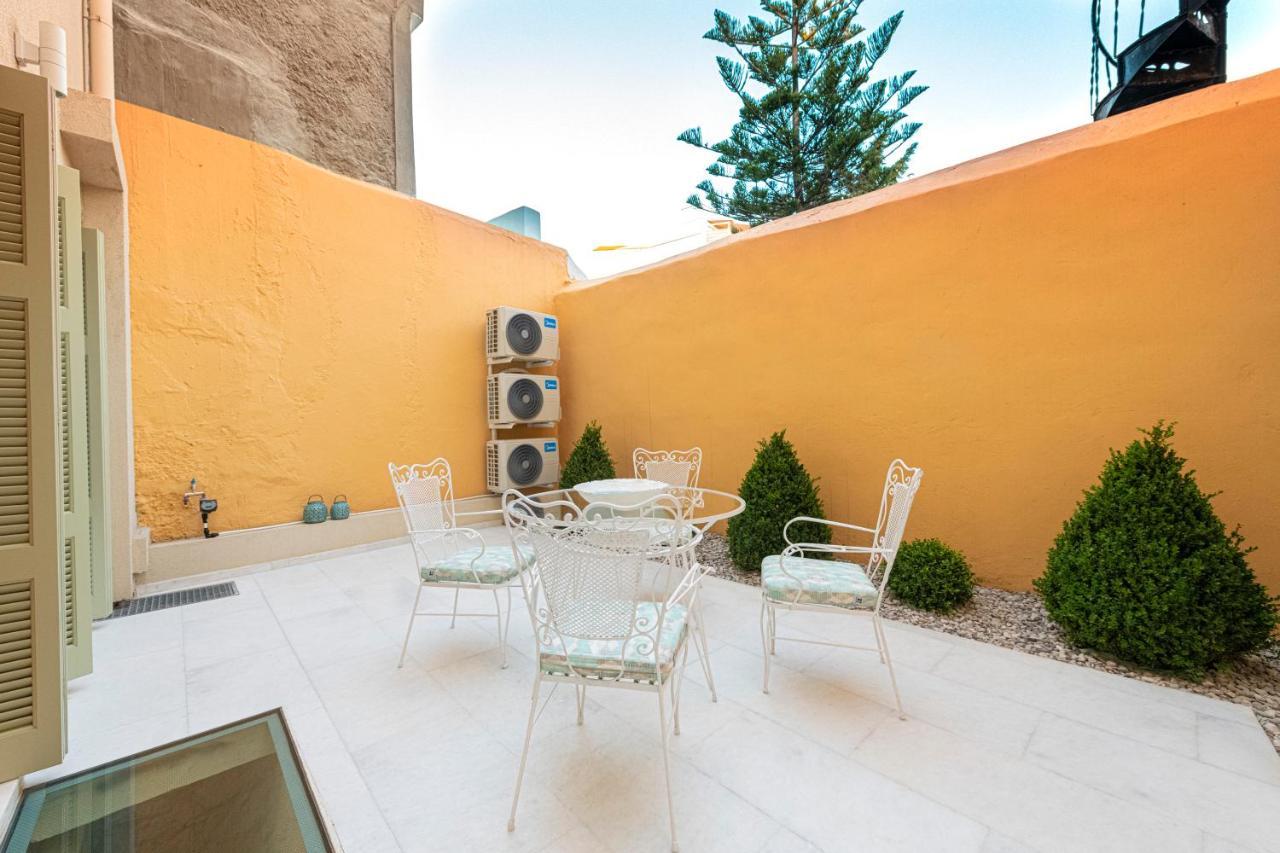 IPELHOME - Plaka Boutique Apartments Athènes Extérieur photo